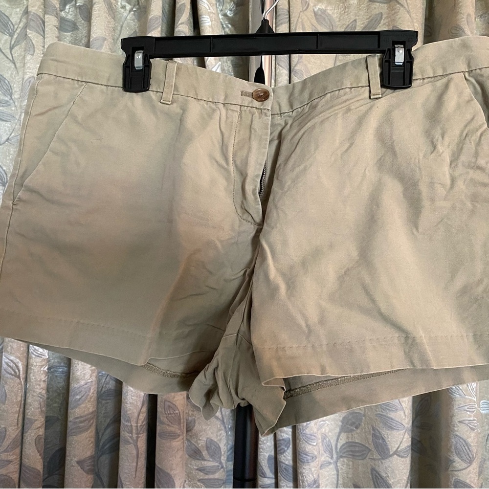 GAP Women's Tan Shorts